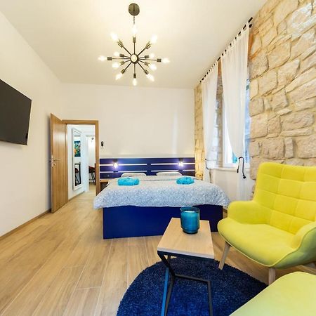 Apartman Kolura Vis Exteriér fotografie