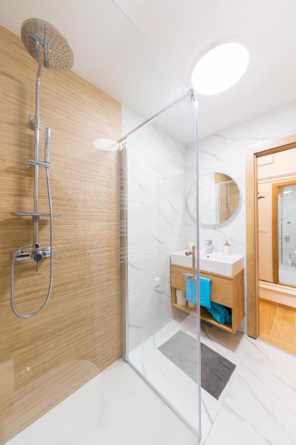 Apartman Kolura Vis Exteriér fotografie