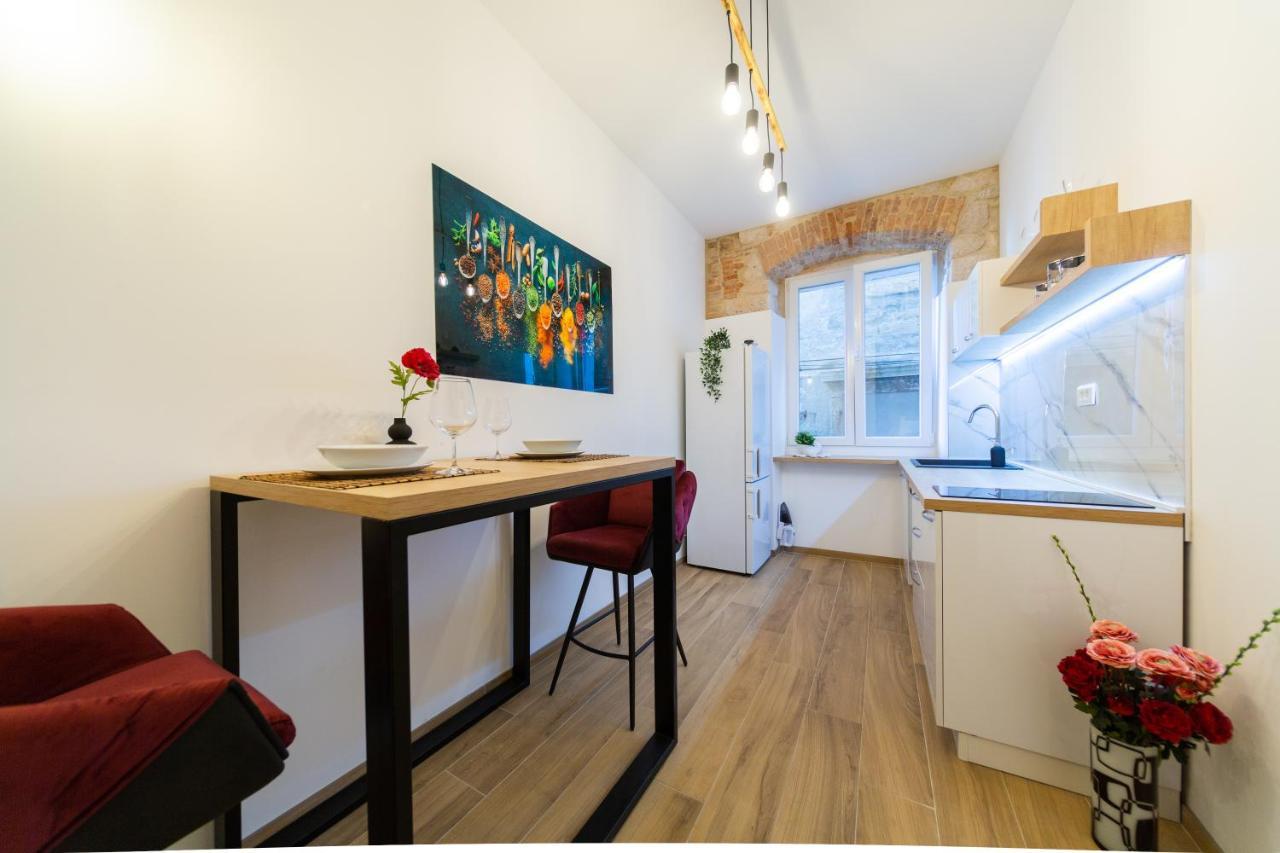 Apartman Kolura Vis Exteriér fotografie